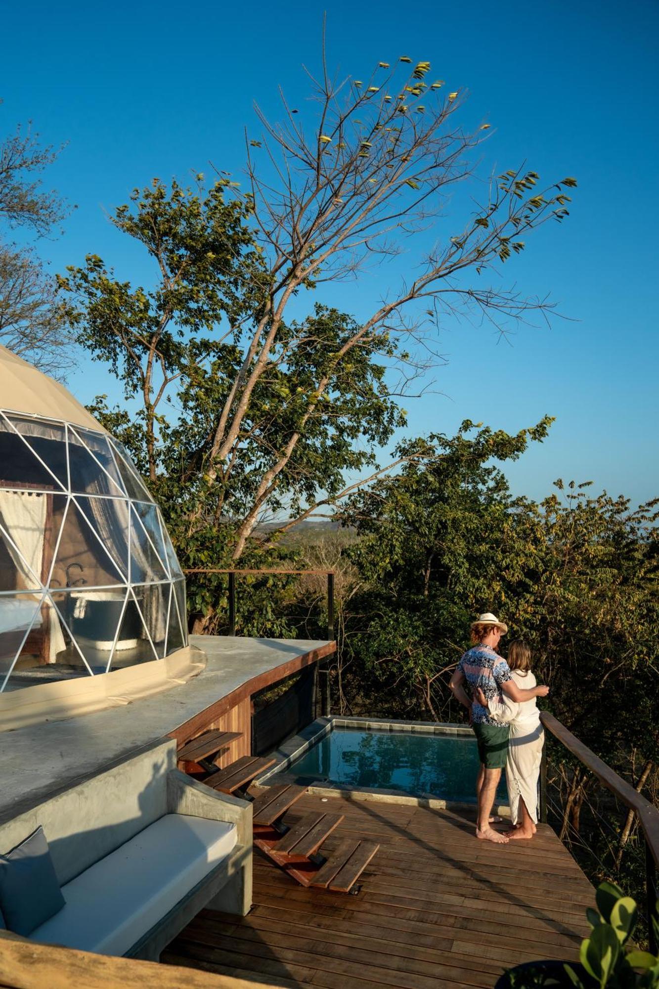 ホテル Alaya Yoga & Surf & Retreat プラヤ・ベナオ エクステリア 写真