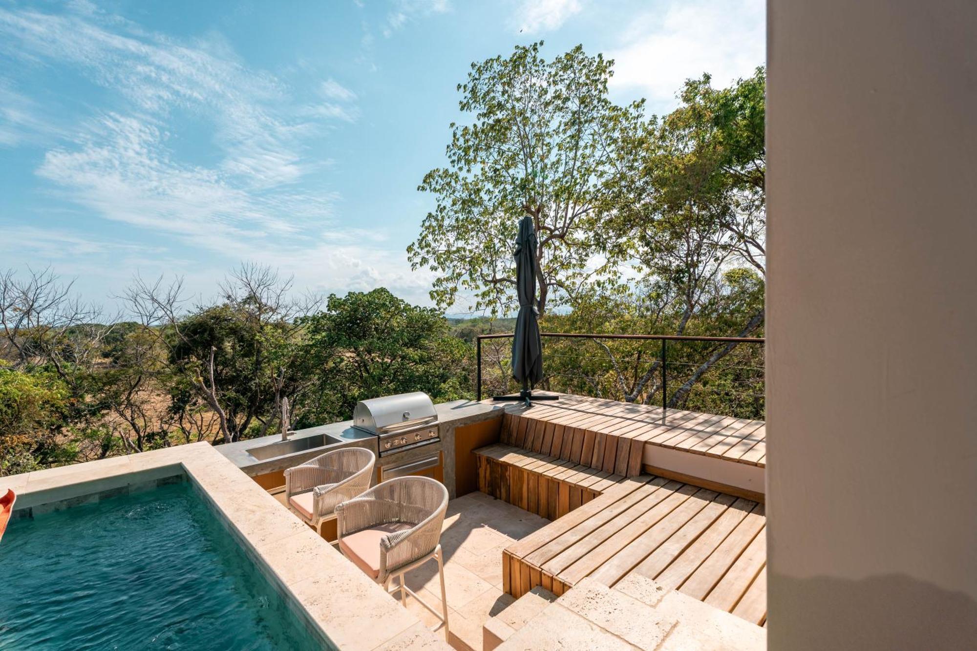 ホテル Alaya Yoga & Surf & Retreat プラヤ・ベナオ エクステリア 写真